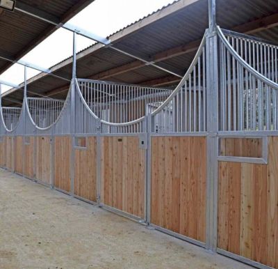 Frontale Essen Badi Farm.jpg