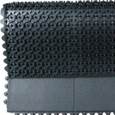 Badi_farm_tappeti_gomma_pavimenti_box_cuccia_cavallo_cane_lastra_allevamento_vulcanizzata_scuderia_stalla